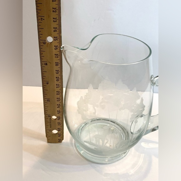 Vintage Etched Deer Forest Scene Glass Pitcher 6" - Picture 8 of 9